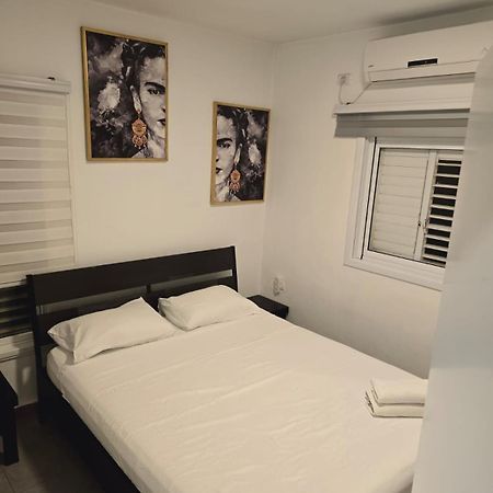 Gk Apartment Harmony Bat Yam Exterior foto